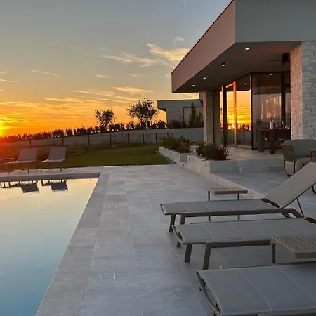 Pure Eidos, Luxury * Brtonigla