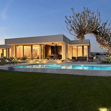 Pure Eidos, Luxury Villa