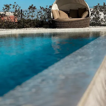 Villa Pure Eidos, Luxury